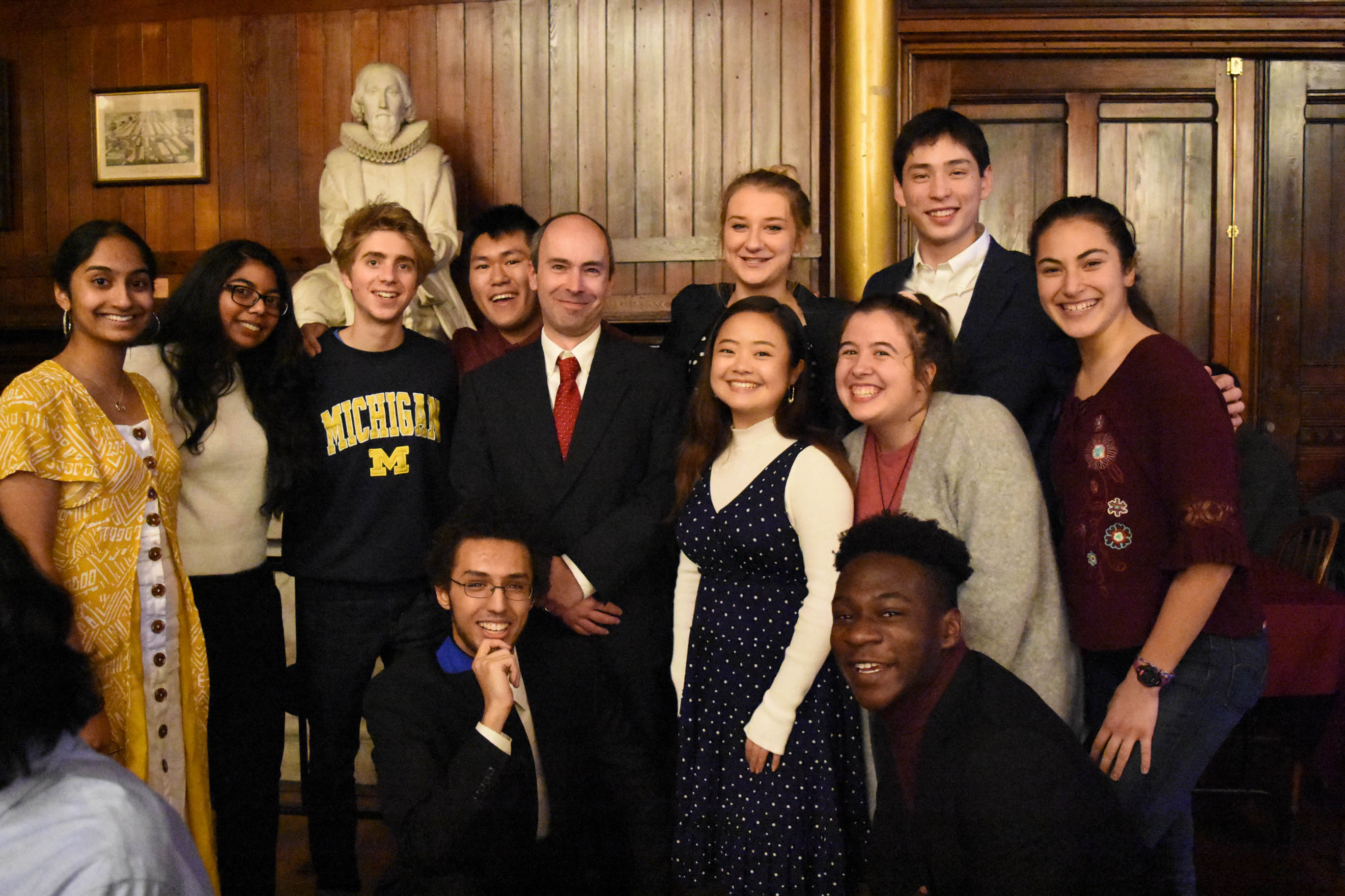 Students with their professor in Annenberg
