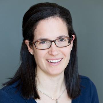 Meg Lockwood headshot