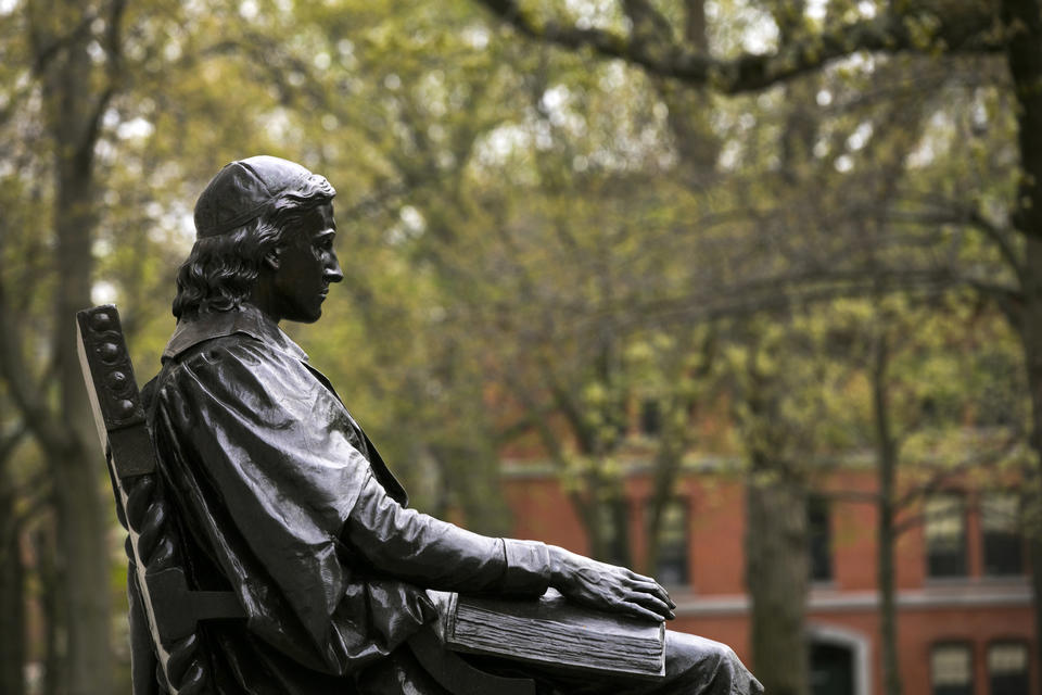 John Harvard Statue