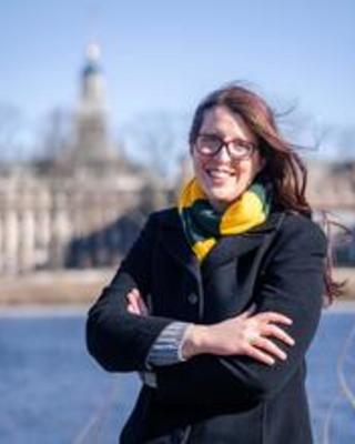A headshot of Dudley Faculty Dean, Laura Chivers.