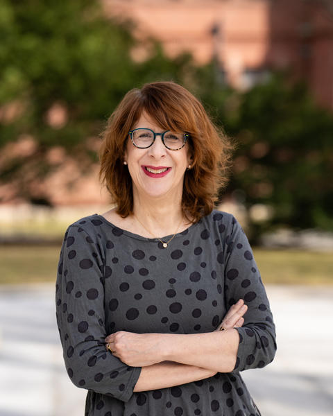 A headshot of Catherine Shapiro.